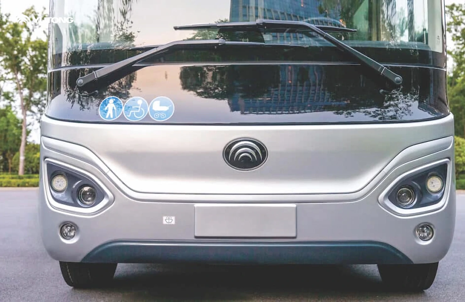 Yutong to unveil “cutting-edge” E7S at Bus and Coach Show