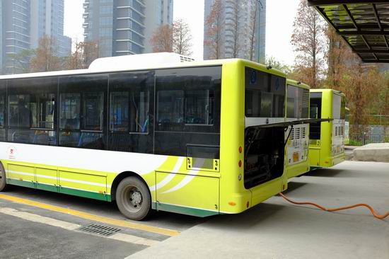 30 units of Yutong E8 full electric buses adopt new fast recharging solution in Guangdong