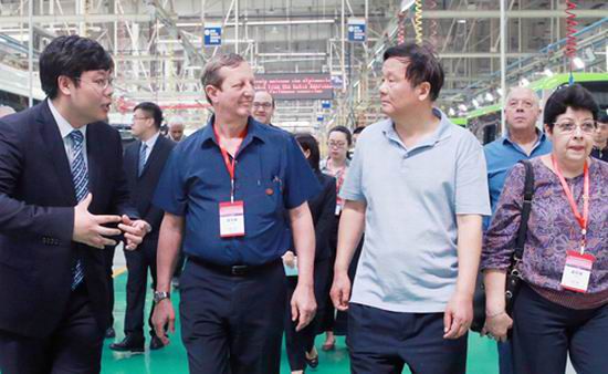 Envoys of LA and Caribbean countries to China visit Yutong